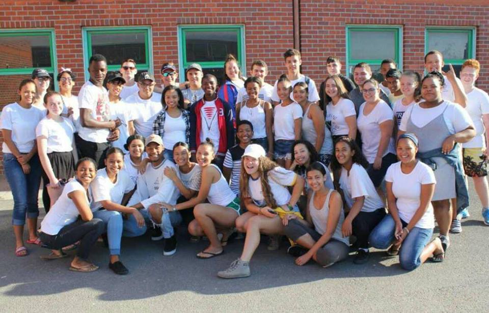 31350088_1620906468029012_138673541821235200_n